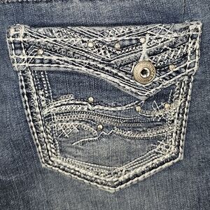 MAURICES Women's Blue Embellished Jeans Size 1/2 REG